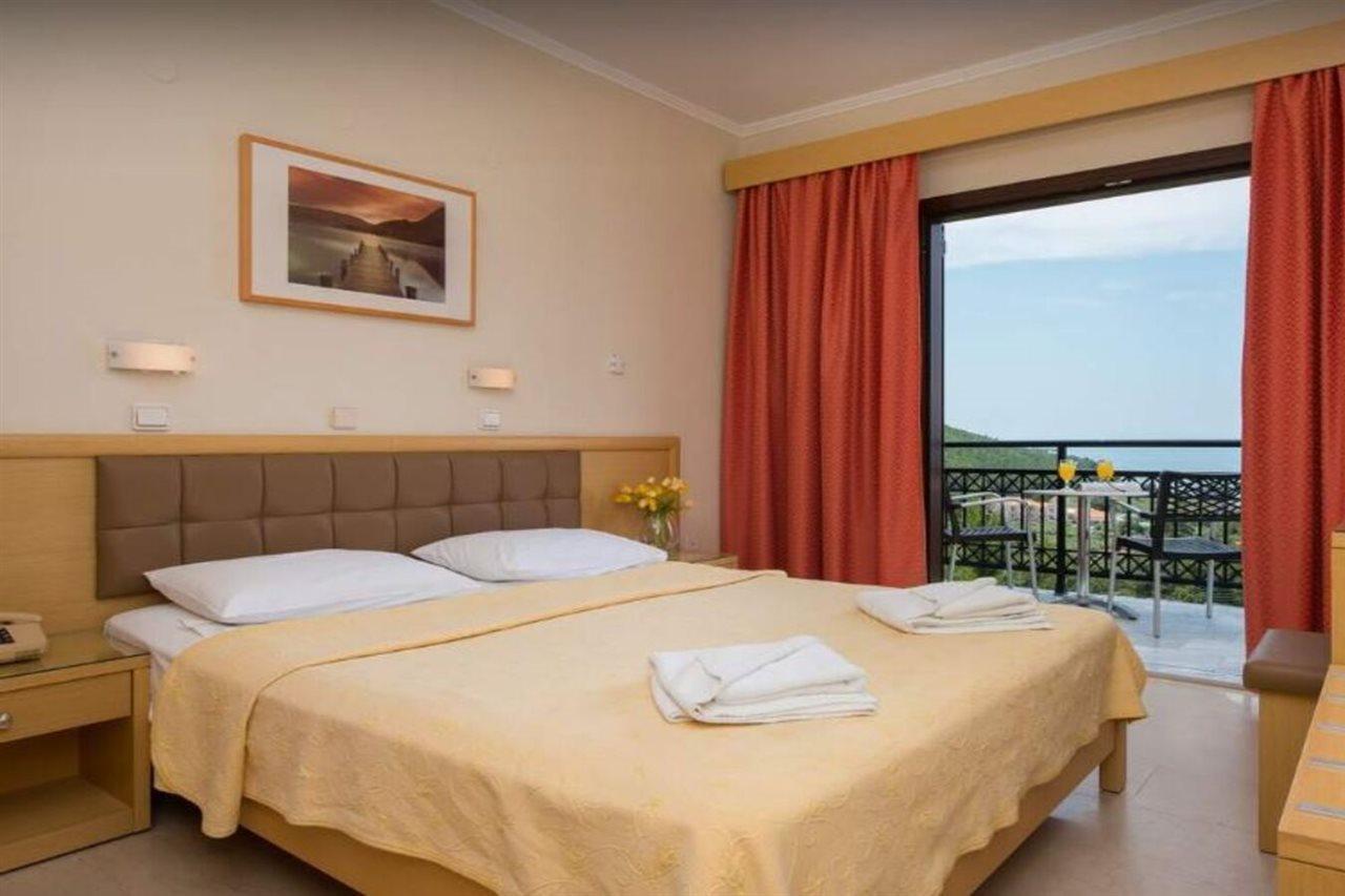 Hotel Villa Natassa Skala Rachoni  Exteriör bild
